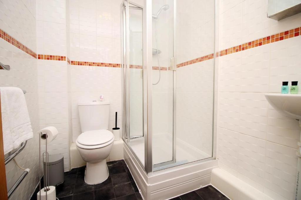 Observatory 2 Bedroom Apartment Overlooking Beach Swansea Exterior photo