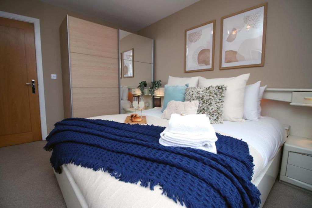 Observatory 2 Bedroom Apartment Overlooking Beach Swansea Exterior photo