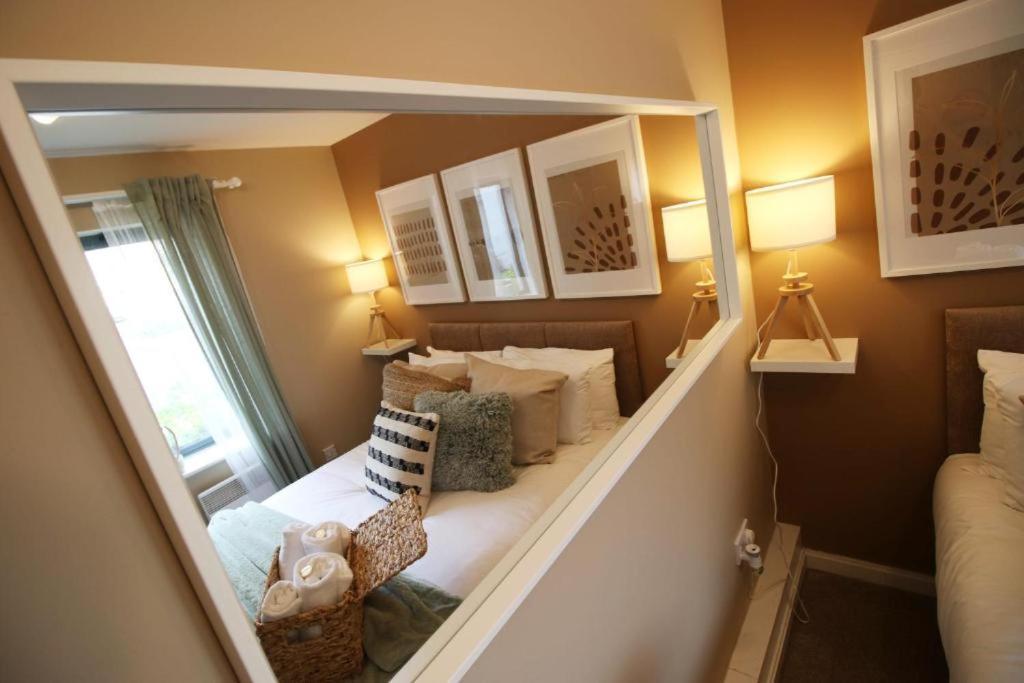 Observatory 2 Bedroom Apartment Overlooking Beach Swansea Exterior photo